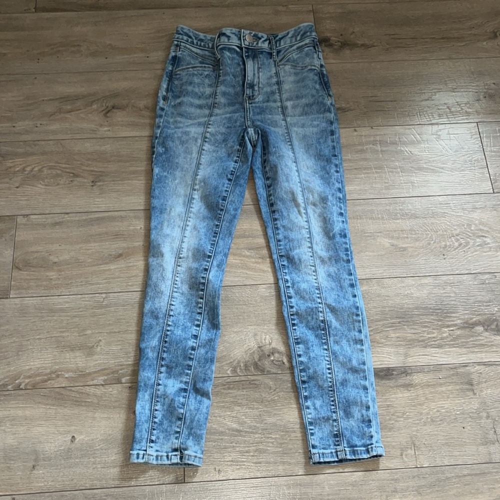Simply Vera’s Women's Light Blue Jeans - Picture 3 of 14